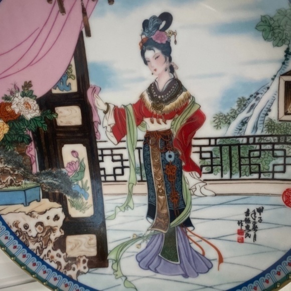 Zhao Huimin’s Porcelain  Beauties Of The Red Mansion Plates Set of 4 - Picture 2 of 10